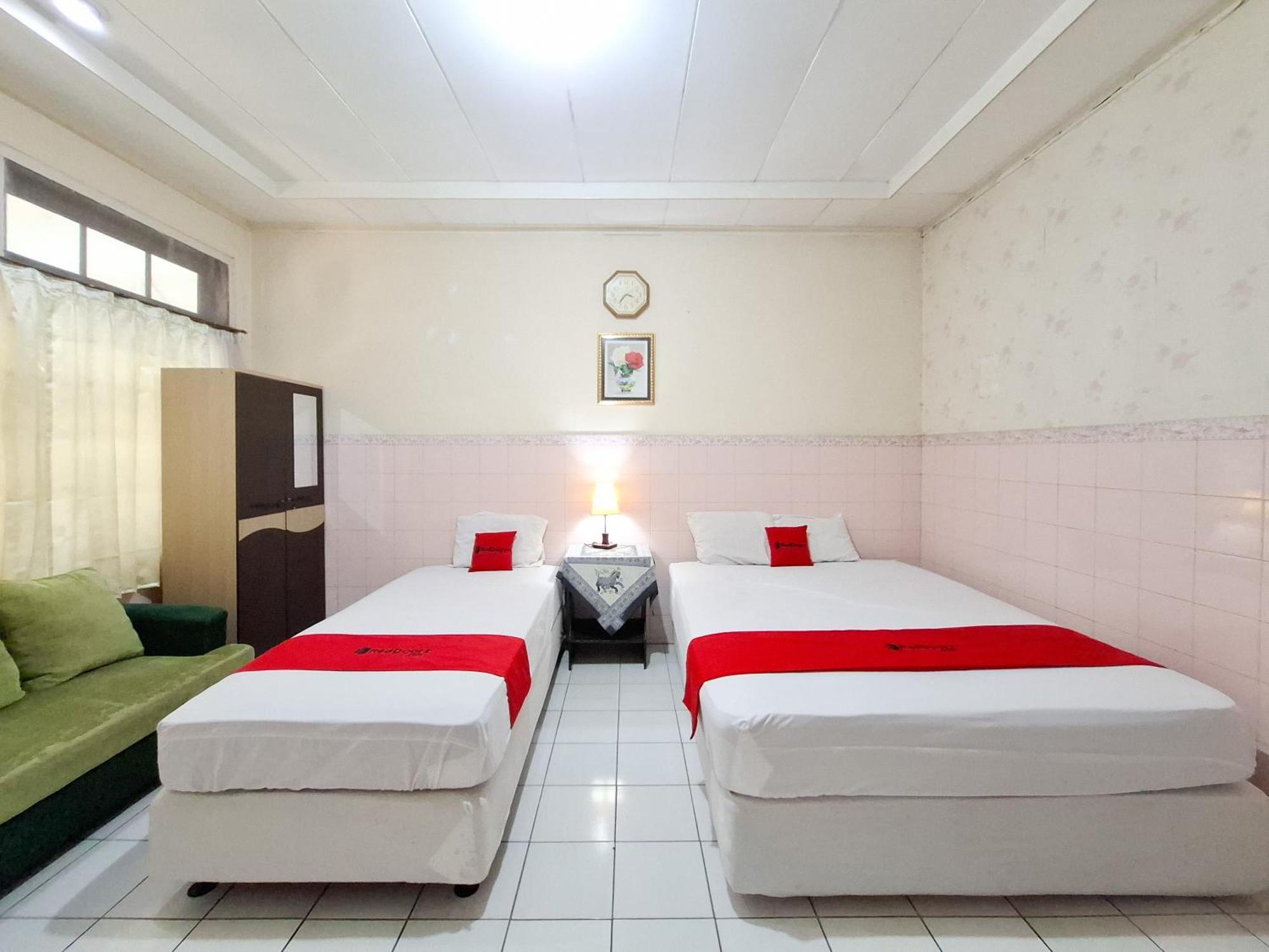 Reddoorz Syariah At Griya Raharja Klaten Ngoại thất bức ảnh