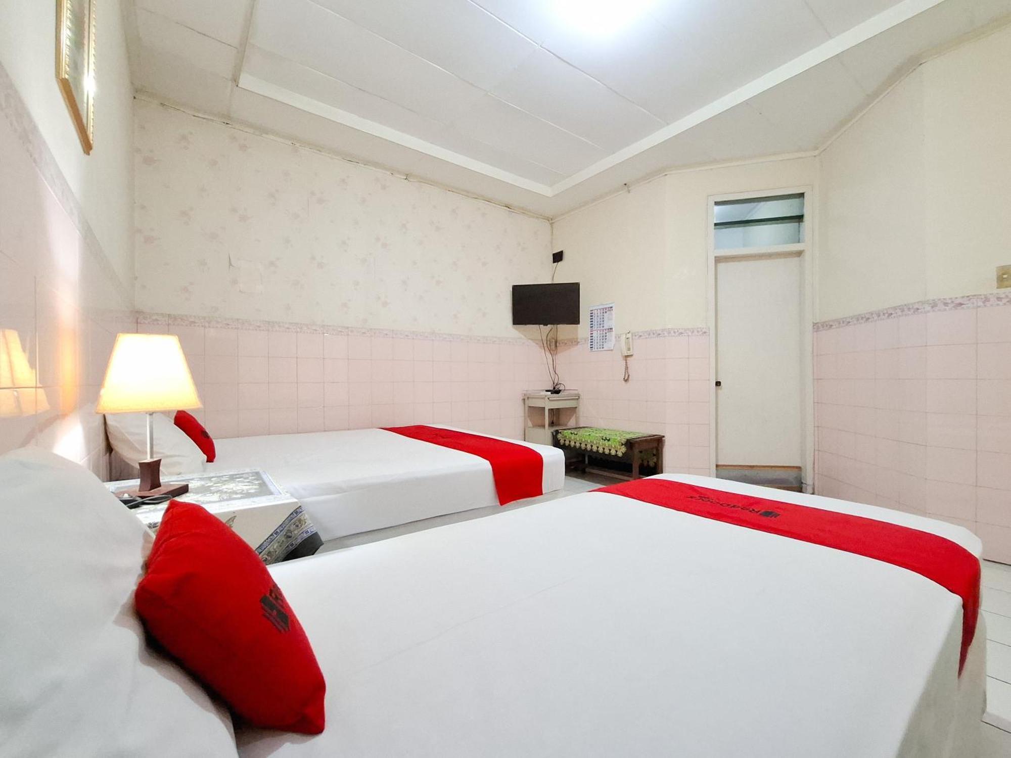 Reddoorz Syariah At Griya Raharja Klaten Ngoại thất bức ảnh