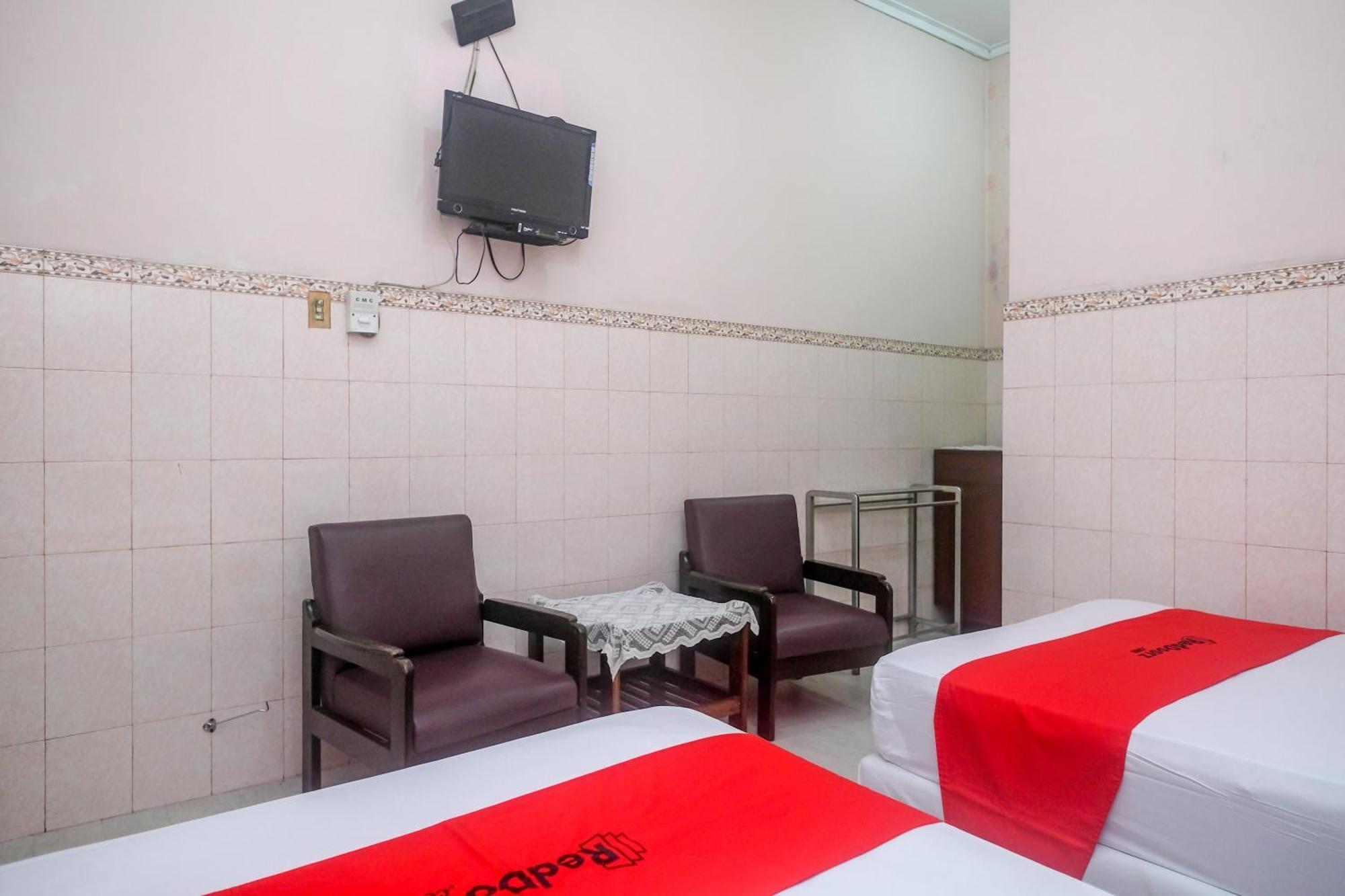 Reddoorz Syariah At Griya Raharja Klaten Ngoại thất bức ảnh