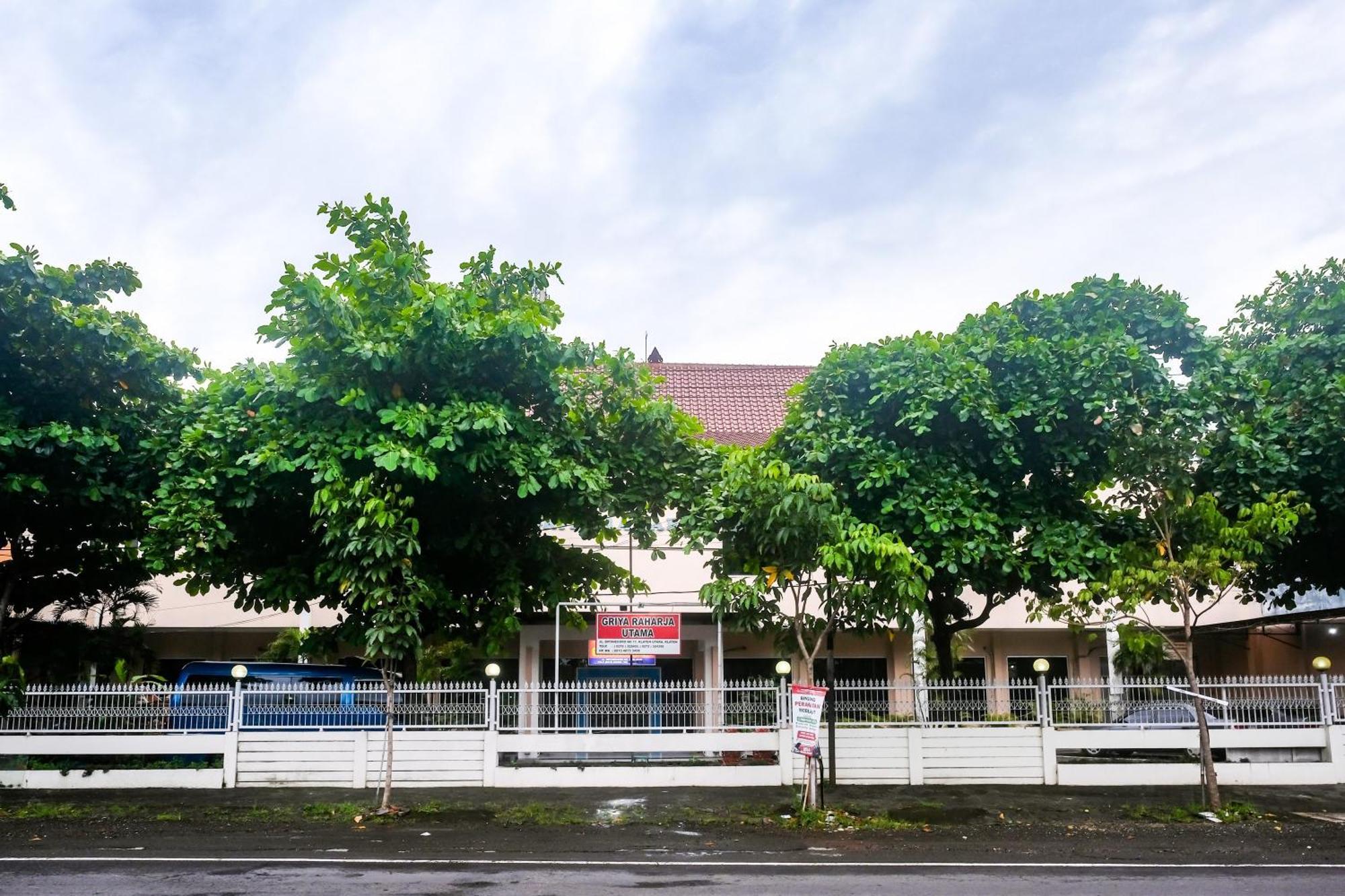 Reddoorz Syariah At Griya Raharja Klaten Ngoại thất bức ảnh