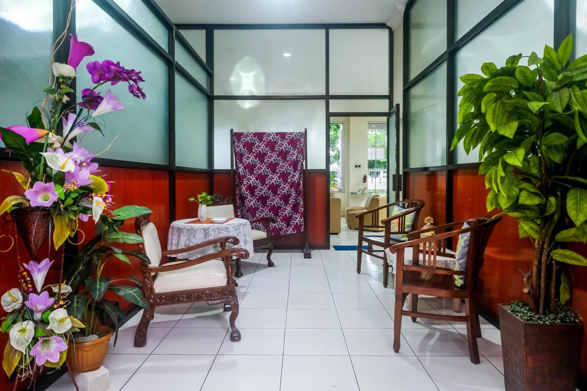 Reddoorz Syariah At Griya Raharja Klaten Ngoại thất bức ảnh